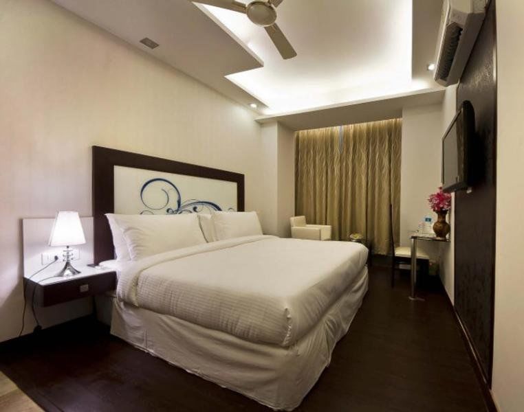 Hotel Pawan Plaza Near Sir Ganga Ram Hospital Delhi  Buitenkant foto