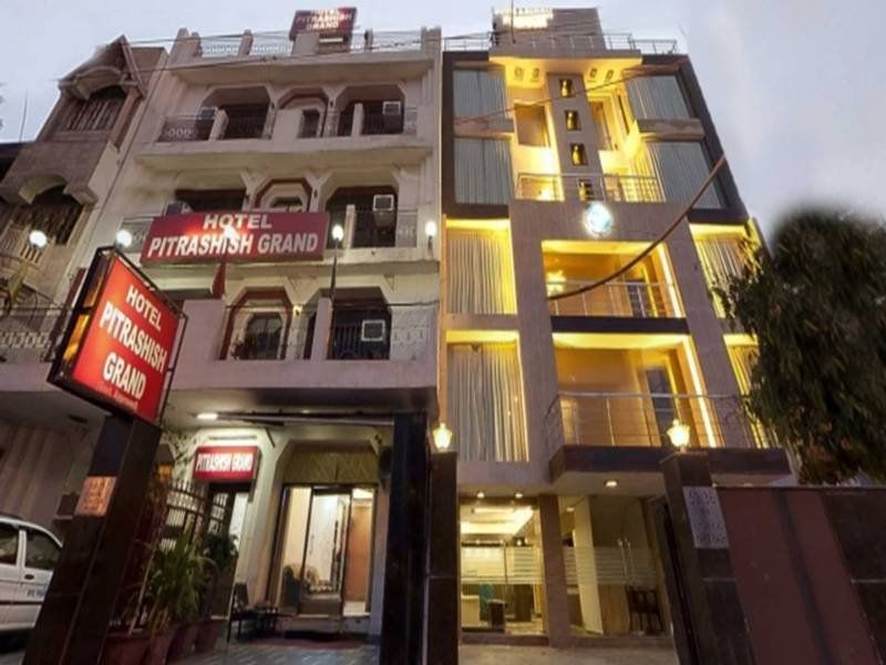 Hotel Pawan Plaza Near Sir Ganga Ram Hospital Delhi  Buitenkant foto