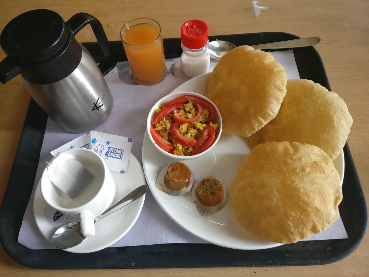 Hotel Pawan Plaza Near Sir Ganga Ram Hospital Delhi  Buitenkant foto