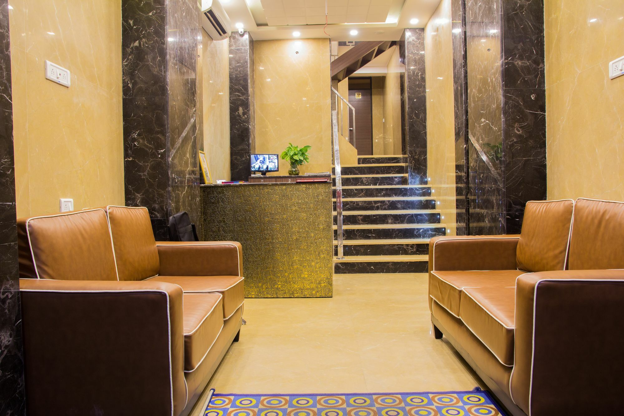 Hotel Pawan Plaza Near Sir Ganga Ram Hospital Delhi  Buitenkant foto